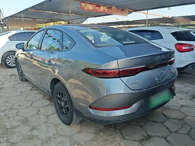 BYD Qin PLUS — Фото автомобиля 4