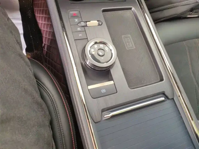 Ford Mondeo — Фото автомобиля 9