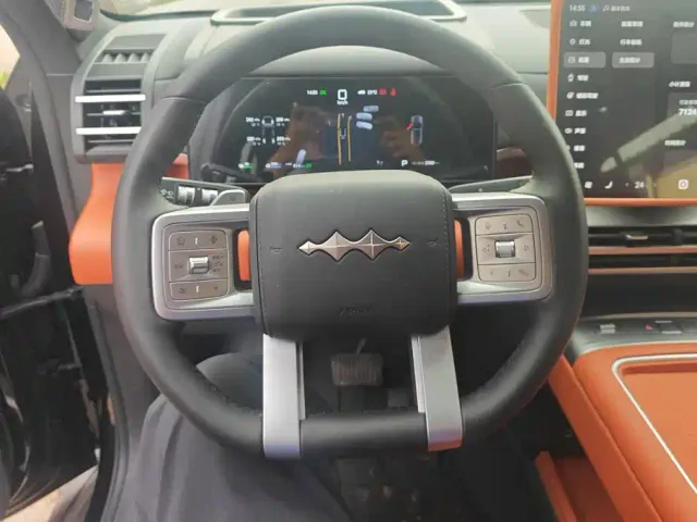 BYD FangChengBao Titanium 7 — Фото автомобиля 15