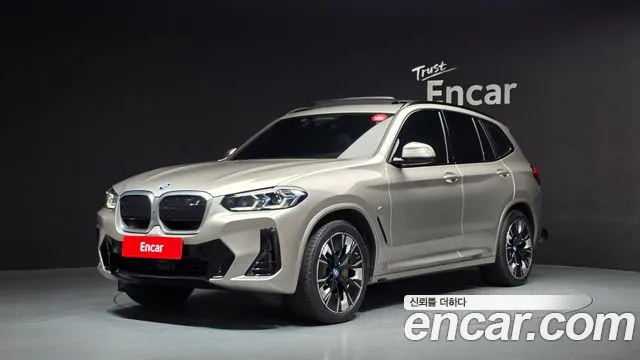 Фотография автомобиля — BMW iX3 G08 (2020–2024)