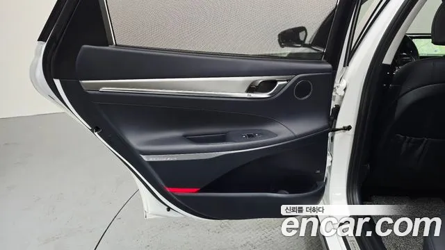Hyundai Grandeur Новый Grandeur IG 3.0 LPi (Для проката) — Фото автомобиля 22