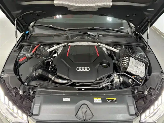 Audi S4 — Фото автомобиля 8