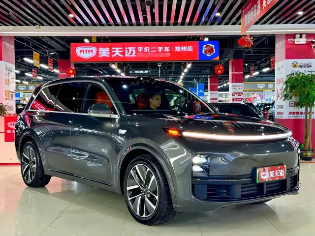 Li Auto L9 — Фото автомобиля 3