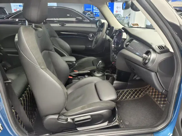 MINI Hatch — Фото автомобиля 10