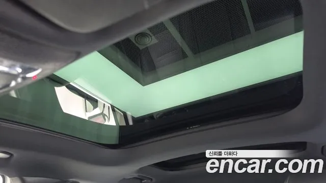 Mercedes-Benz EQA — Фото автомобиля 4