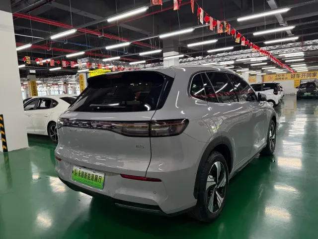 Geely Galaxy E5 — Фото автомобиля 9