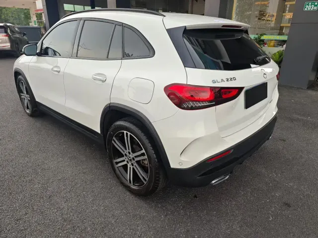Mercedes-Benz GLA-Class — Фото автомобиля 9