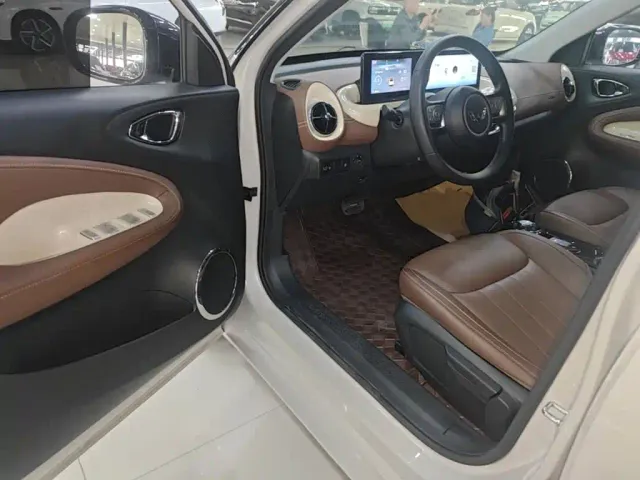 Wuling Bingo — Фото автомобиля 15