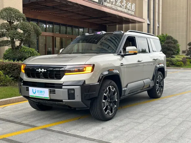 Фотография автомобиля — BYD FangChengBao Leopard 8
