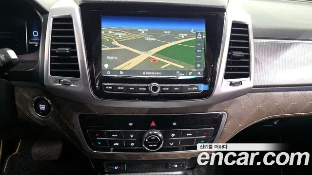 KG_Mobility_Ssangyong Rexton All Rexton Дизель 2.2 4WD — Фото автомобиля 14
