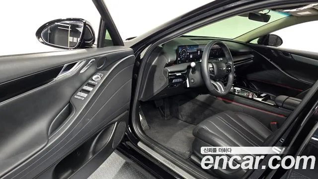 Genesis G80 Бензин 3.5 турбо AWD — Фото автомобиля 10
