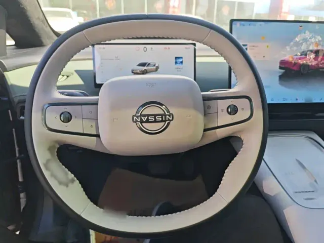 Nissan N7 — Фото автомобиля 11