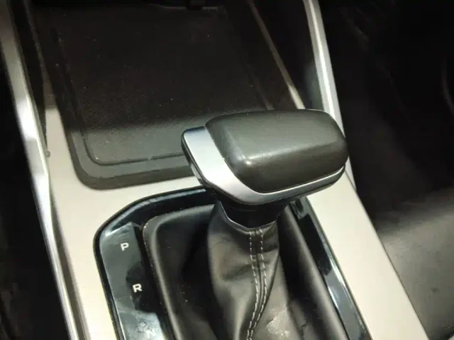 Geely Emgrand — Фото автомобиля 13