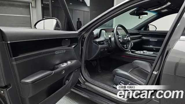 Genesis G90 RS4 — Фото автомобиля 10