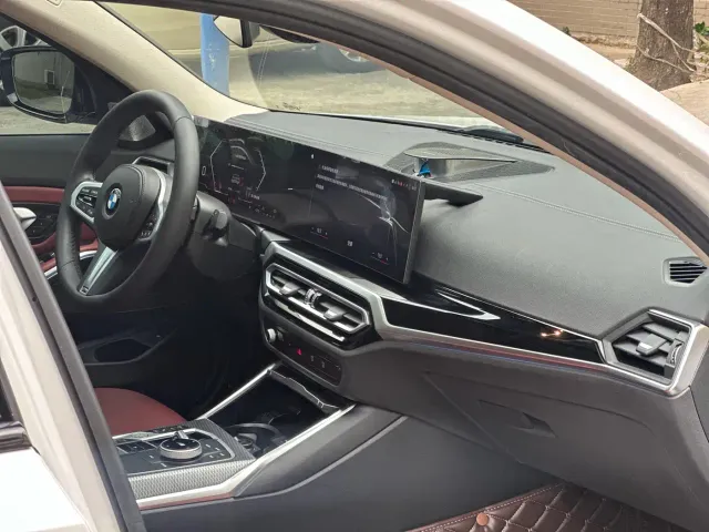BMW 3 Series — Фото автомобиля 9