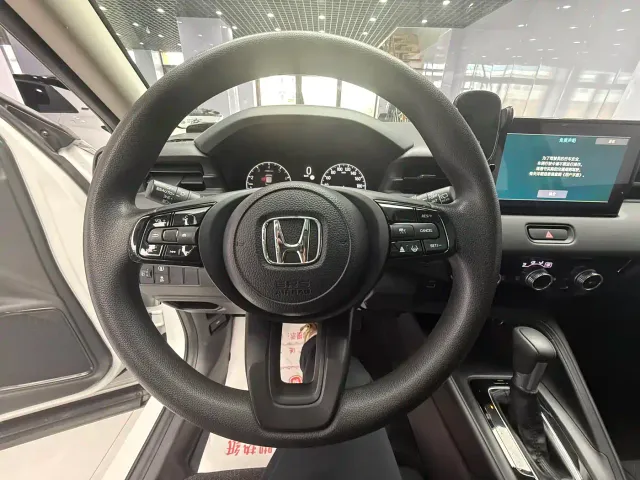 Honda Vezel — Фото автомобиля 9
