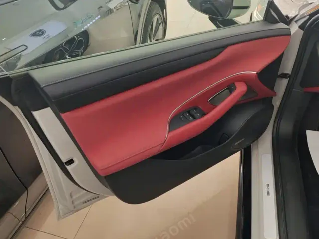 Xiaomi SU7 — Фото автомобиля 7