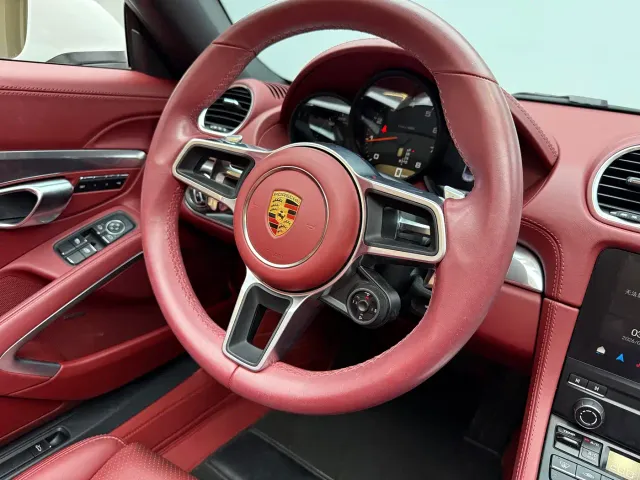 Porsche 718 — Фото автомобиля 5