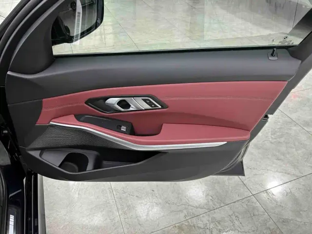 BMW 3 Series — Фото автомобиля 19