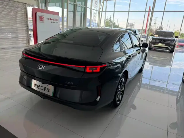 Changan Qiyuan A05 — Фото автомобиля 13