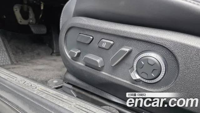 Genesis GV60 — Фото автомобиля 30