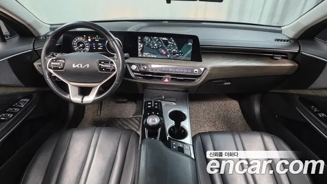 Kia K8 — Фото автомобиля 7