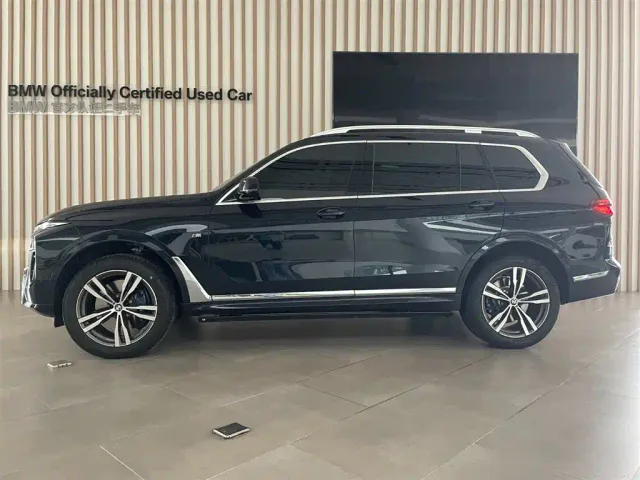 BMW X7 — Фото автомобиля 3