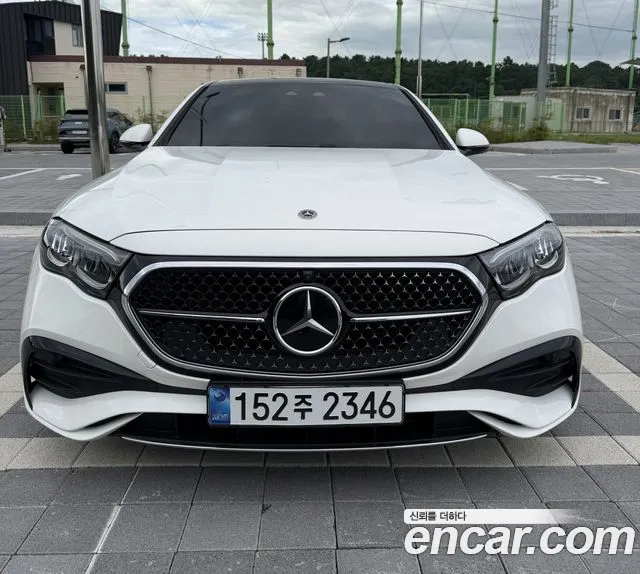 Фотография автомобиля — Mercedes-Benz E-Class W214