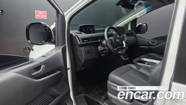 Hyundai Staria — Фото автомобиля 15