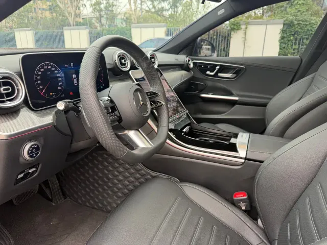 Mercedes-Benz C-Class — Фото автомобиля 8