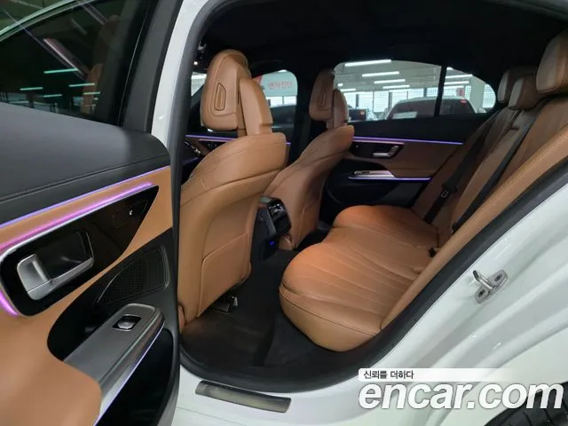 Mercedes-Benz E-Class W214 — Фото автомобиля 9
