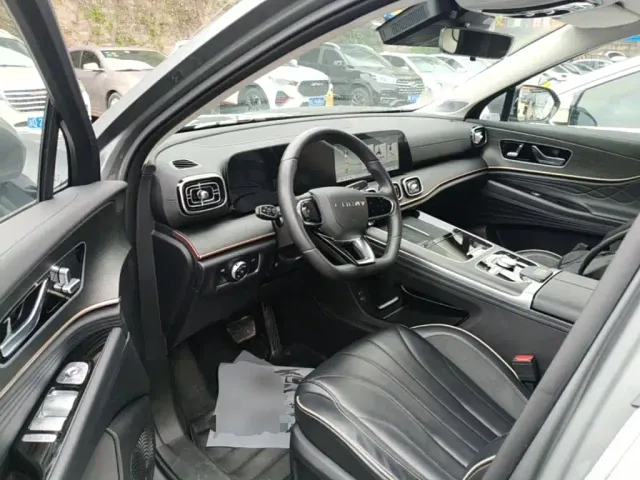 Chery Tiggo 9 2023 2.0T DCT 2WD Luxury 7-Seater — Фото автомобиля 15