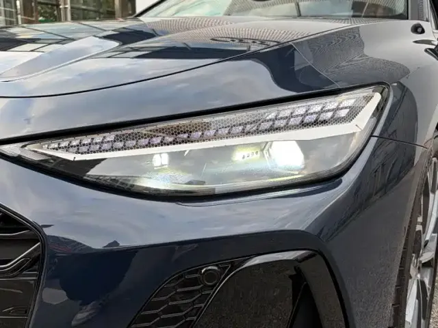 Audi A6L — Фото автомобиля 9