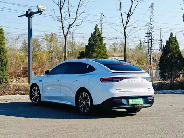 Luxeed R7 — Фото автомобиля 4