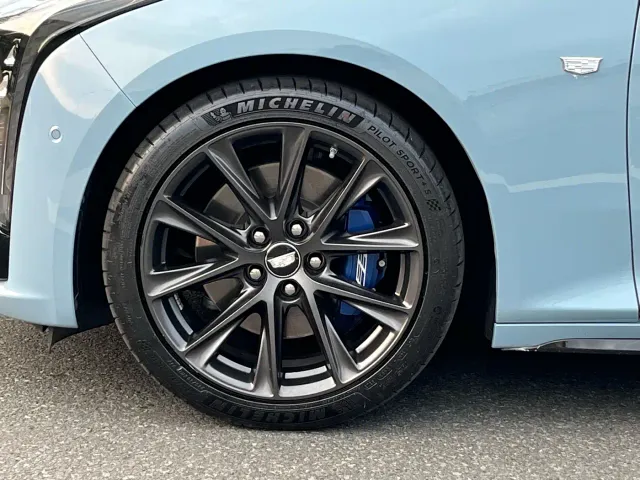 Cadillac CT5 — Фото автомобиля 18