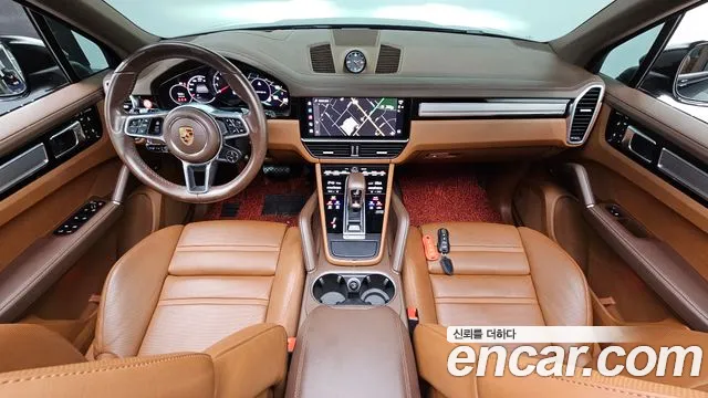 Porsche Cayenne — Фото автомобиля 7