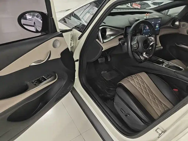 BYD Dolphin — Фото автомобиля 15