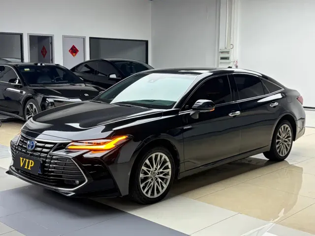 Фотография автомобиля — Toyota Avalon