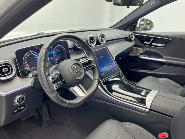Mercedes-Benz C-Class — Фото автомобиля 12