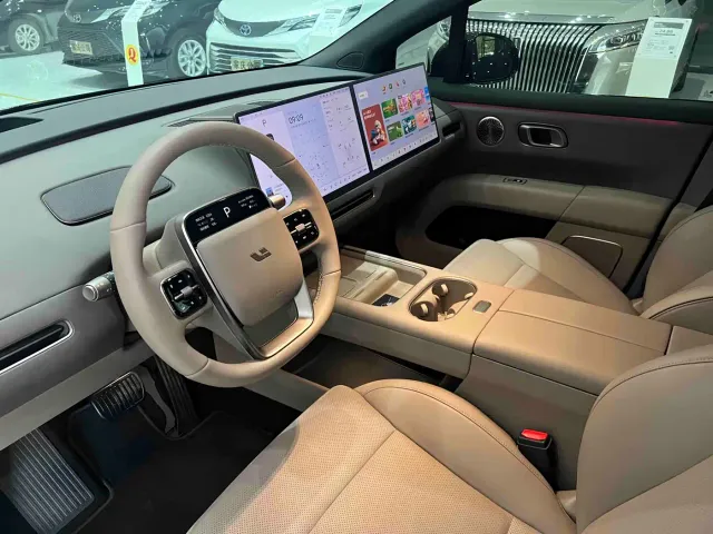 Li Auto i6 — Фото автомобиля 7