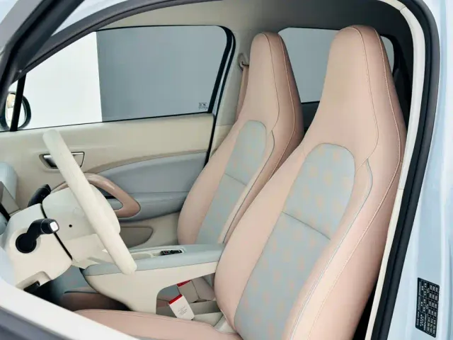 Leapmotor T03 — Фото автомобиля 20