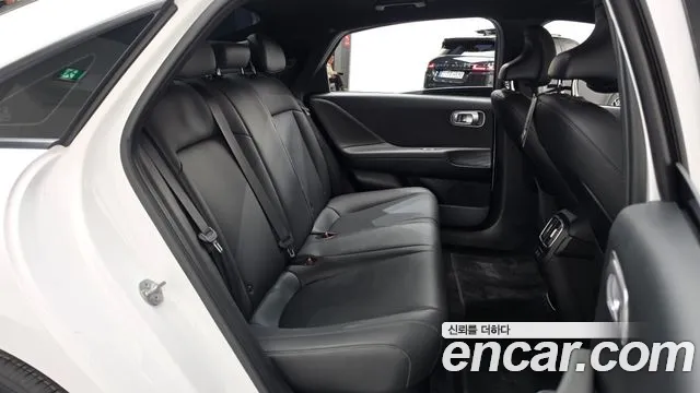 Hyundai Ioniq 6 — Фото автомобиля 17