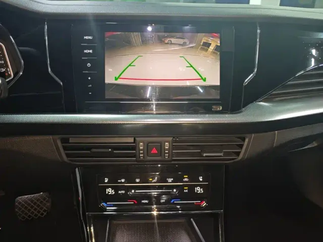 Volkswagen Passat — Фото автомобиля 12