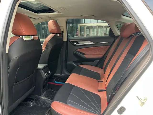 Changan Eado — Фото автомобиля 7