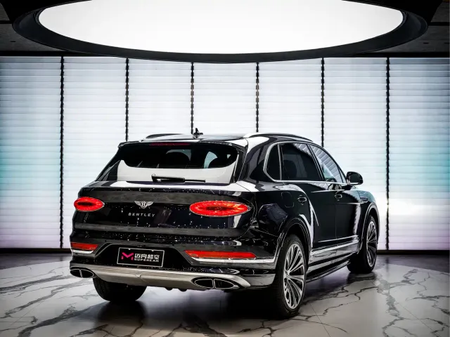 Bentley Bentayga — Фото автомобиля 5