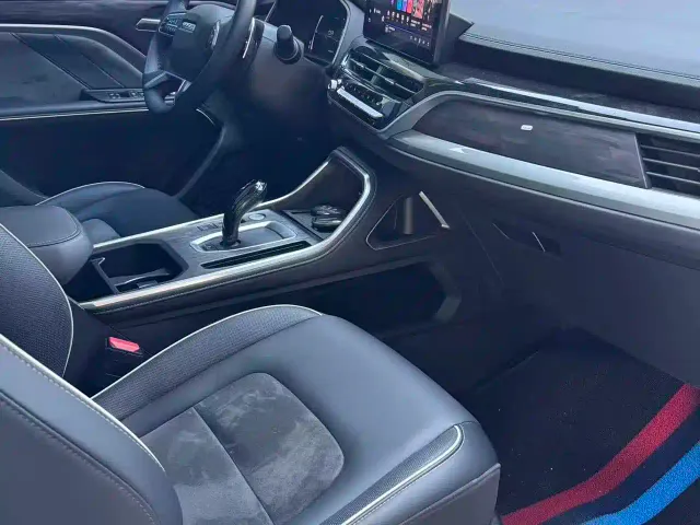 Haval H6 — Фото автомобиля 10