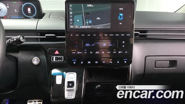 Hyundai Staria Staria 4WD Lounge 9 мест — Фото автомобиля 18