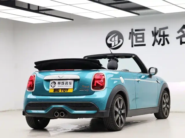 MINI Hatch — Фото автомобиля 21