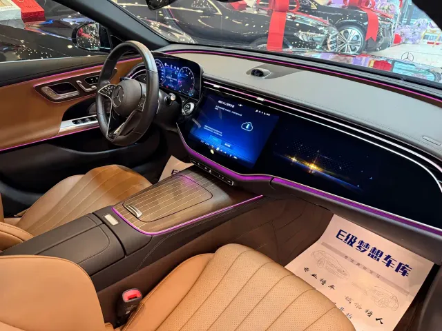 Mercedes-Benz E-Class — Фото автомобиля 13