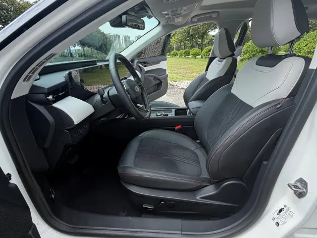 Ford Mondeo — Фото автомобиля 9